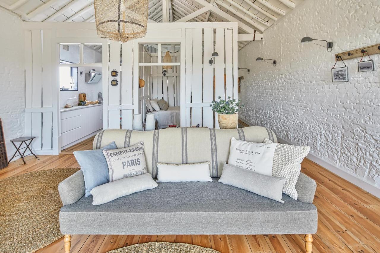 アルカセル・ド・サルCasa Branca Do Olivalアパートメント エクステリア 写真